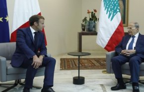 دیدار رئیس جمهور فرانسه با همتای لبنانی خود در بیروت 
