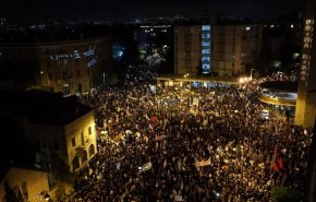 تجمع اعتراضی 10 هزار نفری در برابر اقامتگاه نتانیاهو