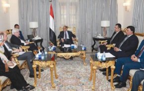 دیدار «گریفیتس» با مقامات دولت مستعفی یمن و «عادل الجبیر» در ریاض