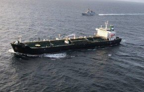 یک مقام مسئول: هیچ کشتی ایرانی یا محموله‌های متعلق به ایران توقیف نشده‌اند/ به هرگونه اقدام خصمانه برای محدود سازی حقوق قانونی خود واکنش متقابل نشان می دهیم
