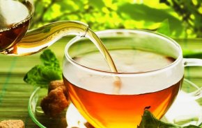 دراسة علمية تحسم الجدل حول أهمية تناول الشاي الساخن في الجو الحار