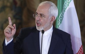  ظريف : أمریكا وإسرائيل تخدعان دول المنطقة عبر التخويف من إيران 