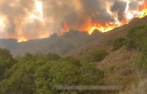 شاهد: صواعق تشعل حرائق مميتة في كاليفورنيا 