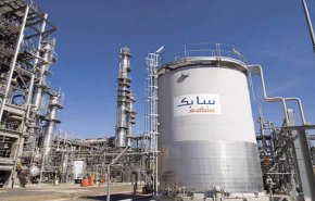 قطاع البتروكيماويات السعودي يخسر 