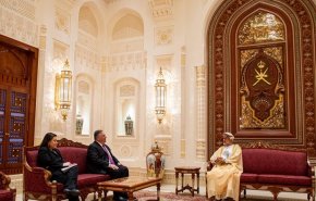 ماذا دار في اللقاء بين سلطان عمان وبومبيو؟