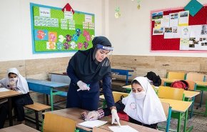 يوم غد.. إعادة فتح المدارس في إيران