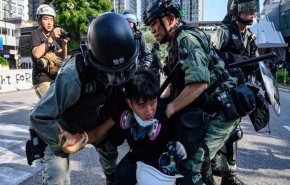  مع عودة الاحتجاجات...شرطة هونغ كونغ تعتقل العشرات
