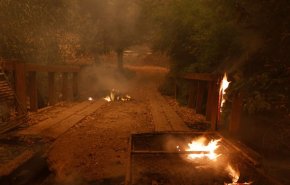 فیلم | تداوم آتش‌سوزی کالیفرنیا و جان باختن 6 نفر 