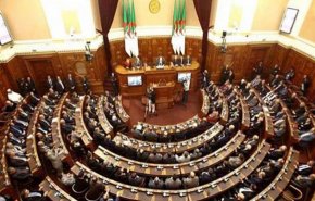 البرلمان الجزائري يصوت اليوم على مشروع تعديل الدستور