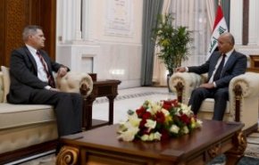 الرئيس العراقي يؤكد للسفير الأمريكي ضرورة احترام سيادة العراق