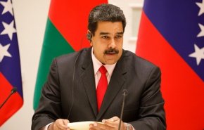 الرئيس الفنزويلي يؤكد استمرار التعاون الدفاعي مع إيران
