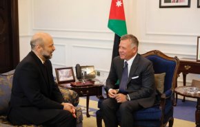 العاهل الأردني يقبل استقالة رئيس الوزراء عمر الرزاز
