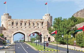 سلطنة عمان: إعادة منع الحركة والإغلاق العام بسبب كورونا