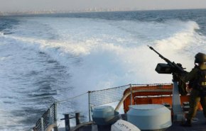 حمله نیروی دریایی رژیم صهیونیستی به قایق ماهیگیران فلسطینی