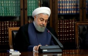 الرئيس روحاني يهنئ بالعيد الوطني لإسبانيا