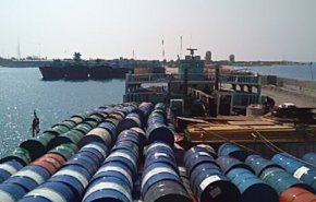 ايران: توقيف سفينة باكستانية تحمل وقودا مهربا واعتقال طاقمها