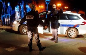 اعتقالات في فرنسا بعد مقتل أستاذ عرض رسوما مسيئة للنبي الاكرم