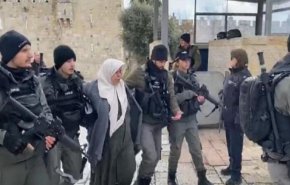 قوات الاحتلال تعتقل فتاتين بالقدس المحتلة 