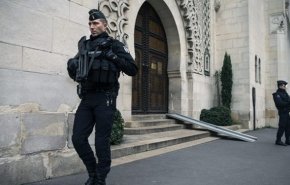 ادامه اقدامات اسلام‌ستیزانه در فرانسه؛ یک مسجد در حومه پاریس تعطیل شد