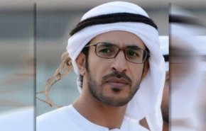 المطبع الإماراتي‘‘حمد المزروعي’’يشرب الخمر ويسيء للنبي الاكرم