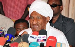 انتقاد تند صادق المهدی از عادی‌سازی و تهدید به پایان حمایت از شورای انتقالی سودان