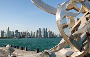 قطر توقع اتفاقا مع 