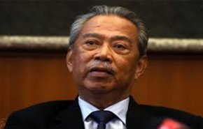 رئيس وزراء ماليزيا يواجه دعوات لاستقالته لهذا السبب..