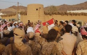 عناصر ائتلاف سعودی در یک راهپیمایی خواستار پایان جنگ یمن و پرداخت حقوق معوق خود شدند + فیلم