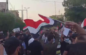 شاهد.. تظاهرات امام السفارة الفرنسية في بغداد رفضا لتصريحات ماكرون