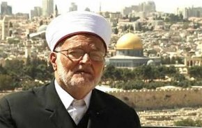 درخواست خطیب مسجد الاقصی برای برگزاری تظاهرات «جمعه خشم» در حمایت از رسول اکرم (ص)
