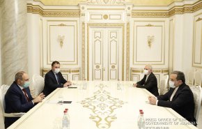 دیدار عراقچی با نخست وزیر ارمنستان/ ابراز نگرانی ایران و ارمنستان از دخالت تروریست‌های بین‌المللی