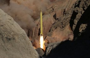 بالفيديو.. ايران تكشف عن منظومة ذكية لإطلاق الصواريخ الباليستية