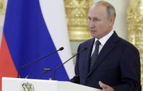 بوتين يقرأ آيات من القرآن في لقاء مع ممثلي الأديان