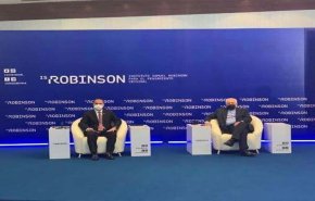 ظريف ونظيره الفنزويلي يشاركان في اجتماع 