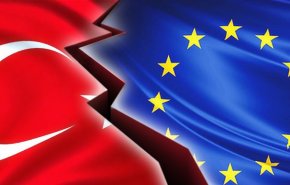 الاتحاد الأوروبي: سلوك تركيا يوسع الهوة بيننا