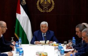 محللة إسرائيلية تكشف سبب قيام عباس بإعادة التنسيق الامني