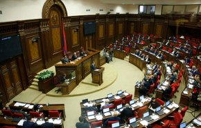 البرلمان الأرميني يناقش الغاء حالة الحرب