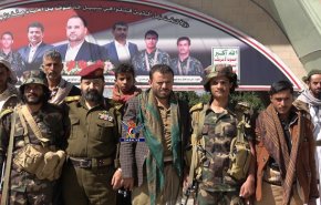 پیوستن 25 نظامی وابسته به منصور هادی به نیروهای ملی یمن 