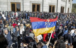 تظاهرات گسترده در ارمنستان/ تظاهرکنندگان خواستار استعفای نخست‌وزیری شدند