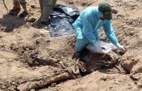 العراق..مقبرة جماعية في تلعفر تحوي 2500 رفات لضحايا اعدمهم 'داعش'