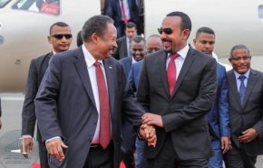 رئيس الوزراء السوداني يتوجه الى إثيوبيا لمناقشة هذه الملفات..