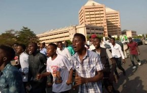 تداوم تظاهرات در حمایت از شیخ زکزاکی در پایتخت نیجریه
