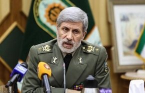 وزیر دفاع: قراردادهایی در حوزه صادرات تسلیحات با دیگر کشورها منعقد شد