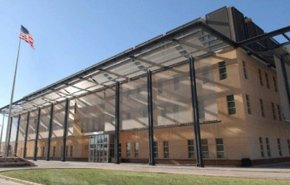 بالفيديو: لحظة سقوط صواريخ كاتيوشا في المنطقة الخضراء
