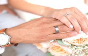 بريطانية تدعي أنها مصابة بالسرطان لتأمين تبرعات زفاف أحلامها