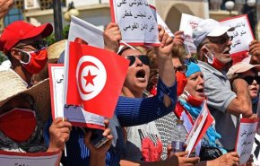 ما سبب الازمات التي تعصف بدول المغرب العربي؟