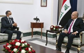 الرئيس العراقي يستقبل السفير المصري لدى بغداد