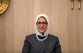 استهجان بمصر بعد حضور وزيرة الصحة زفافا دون تدابير وقاية