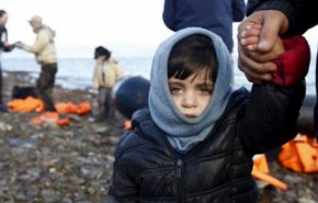 طفل سوري وصل إلى هولندا وحيداً يسأل : أين أبي؟
