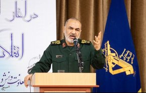  اللواء سلامي: المناورة الصاروخية تظهر الإرادة القوية للشعب الإيراني